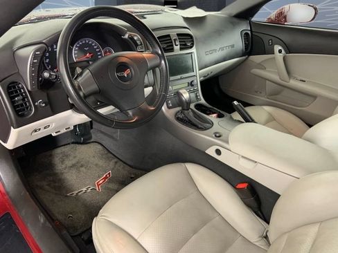 Used 2006 Chevrolet Corvette Coupe w/ Preferred Equipment Group RWD image 14