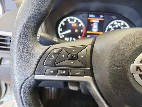 Used 2022 Nissan Altima 2.5 S image 16