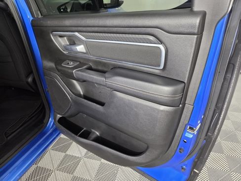 Used 2025 RAM 1500 Big Horn AWD/4WD image 32