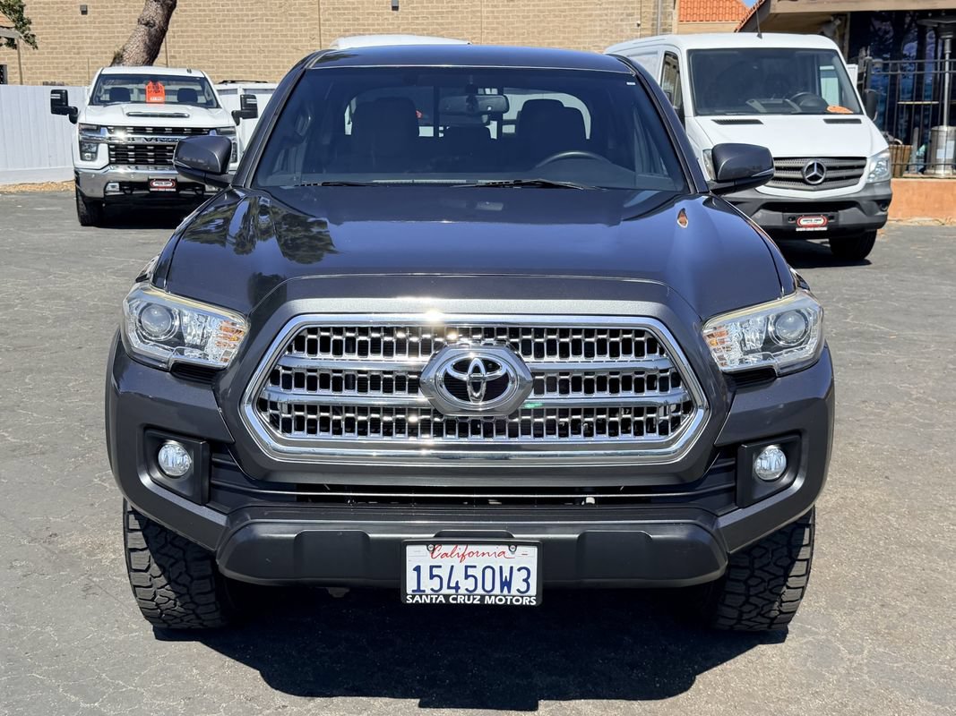 Used 2016 Toyota Tacoma TRD Off-Road w/ Towing Package RWD image 2