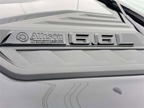 Certified 2025 Chevrolet Silverado 2500 Custom w/ Custom Value Package image 9