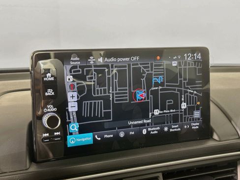 Certified 2025 Honda Pilot Touring image 14