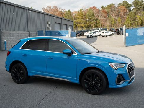 Used 2020 Audi Q3 2.0T Prestige w/ Prestige Package image 12