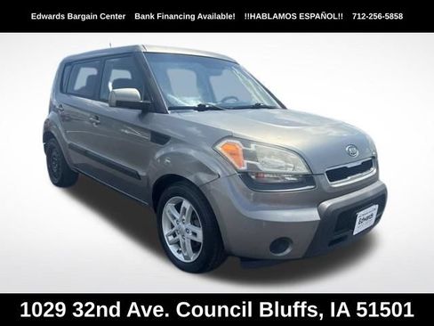 Used 2011 Kia Soul + FWD image 1