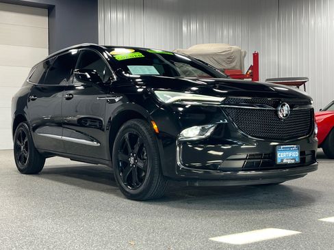 Certified 2023 Buick Enclave Essence w/ Experience Buick Package image 7