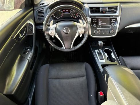 Used 2017 Nissan Altima 2.5 SR w/ Midnight Edition Package image 21