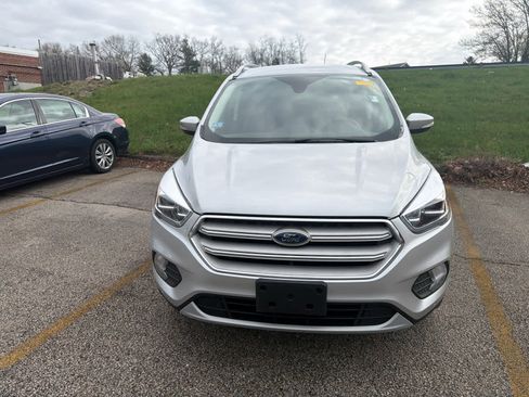 Used 2019 Ford Escape Titanium image 7