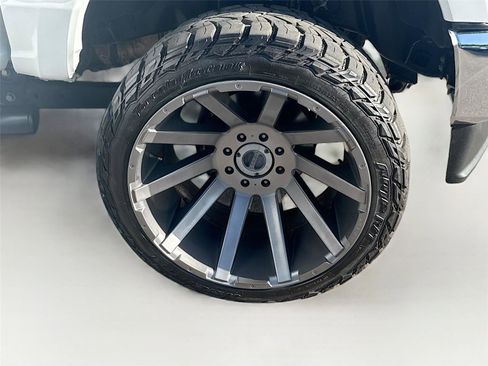 Used 2023 Ford F250 XLT AWD/4WD image 27