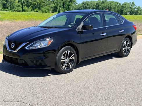 Used 2019 Nissan Sentra S FWD image 9