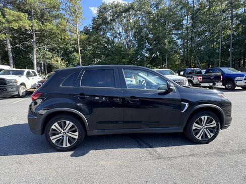 Used 2024 Mitsubishi Outlander Sport SE AWD/4WD image 4