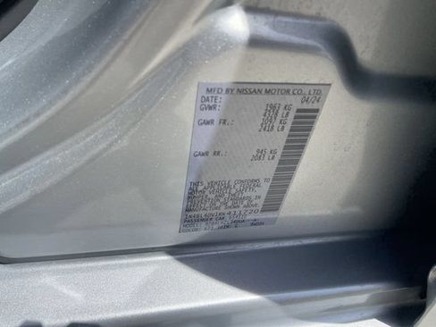 Used 2024 Nissan Altima 2.5 SV FWD image 32