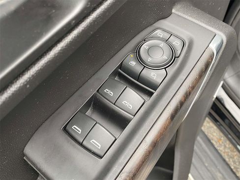 Used 2021 GMC Sierra 1500 Denali w/ Denali Ultimate Package image 16