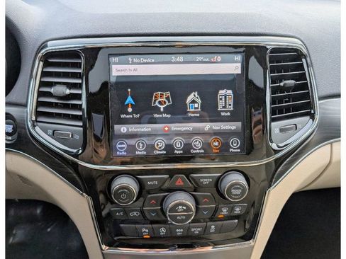 Used 2019 Jeep Grand Cherokee Limited image 26