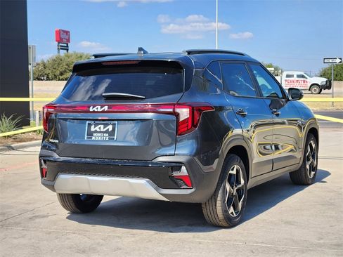 New 2026 Kia Seltos S image 4