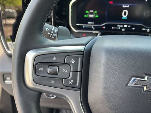 Used 2024 Chevrolet Silverado 1500 LT Trail Boss w/ Convenience Package II AWD/4WD image 21
