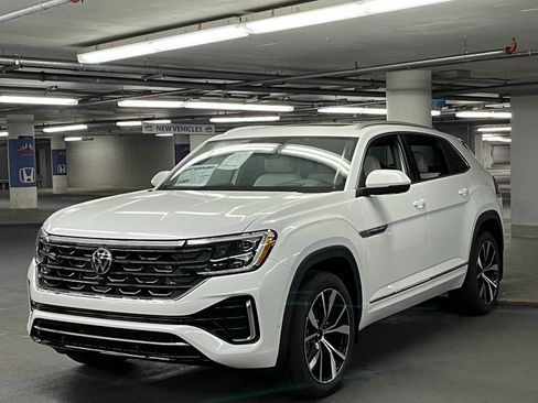 New 2026 Volkswagen Atlas Cross Sport SEL Premium R-Line AWD/4WD image 3