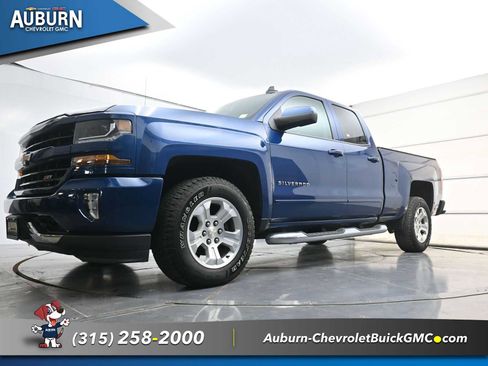 Used 2018 Chevrolet Silverado 1500 LT w/ All Star Edition image 17