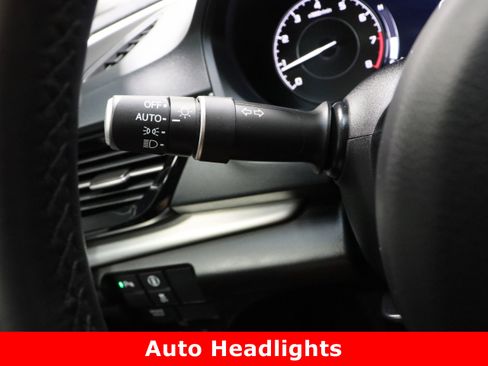 Used 2024 Acura RDX SH-AWD w/ Technology Package image 28