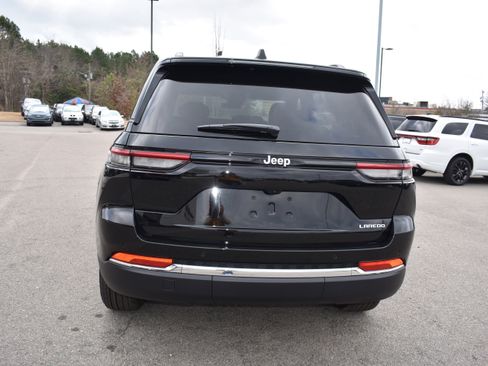 New 2026 Jeep Grand Cherokee Laredo X image 8