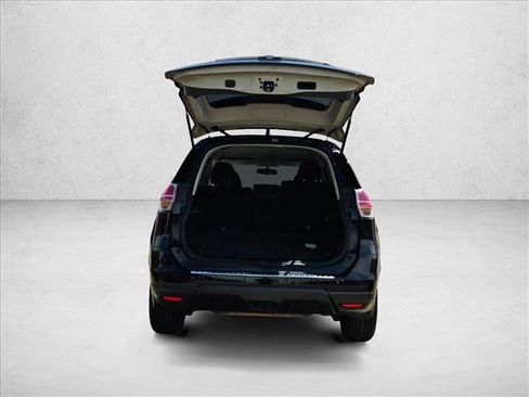 Used 2016 Nissan Rogue S FWD image 6