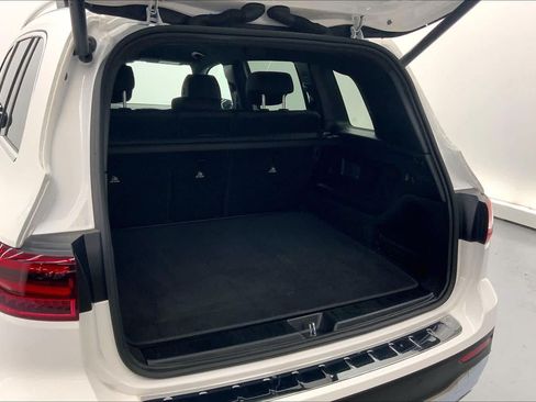 Used 2026 Mercedes-Benz GLB 250 image 15