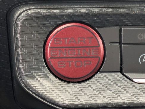 Used 2025 Ford Mustang GT Premium image 28