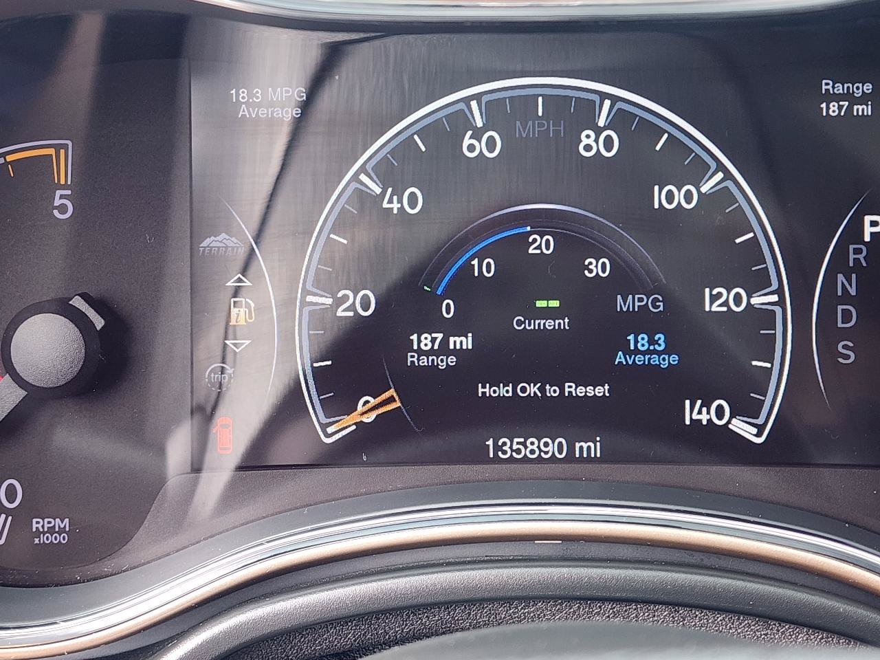 Used 2014 Jeep Grand Cherokee Limited w/ Luxury Group II AWD/4WD image 23