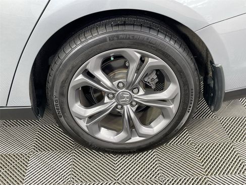 Used 2024 Honda Accord EX image 34
