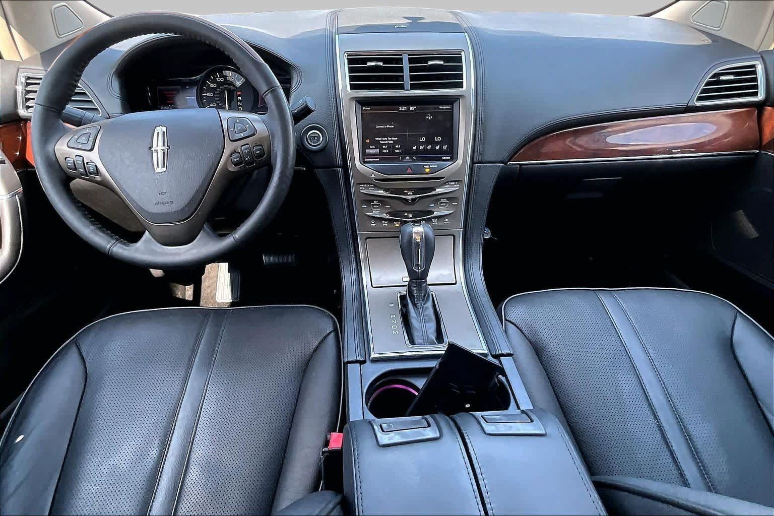 Used 2011 Lincoln MKX 2WD w/ 102A Rapid Spec Order Code image 15