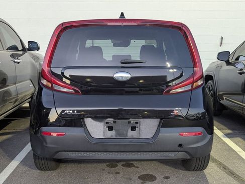 Used 2020 Kia Soul S FWD image 5