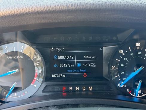 Used 2017 Ford Expedition XLT RWD image 12