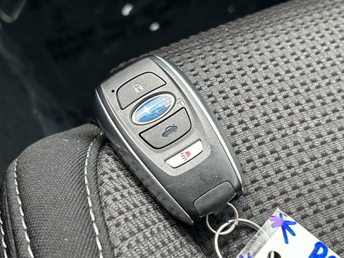 Used 2023 Subaru Outback Premium image 29