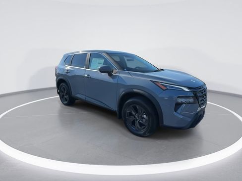 New 2026 Nissan Rogue SV image 2