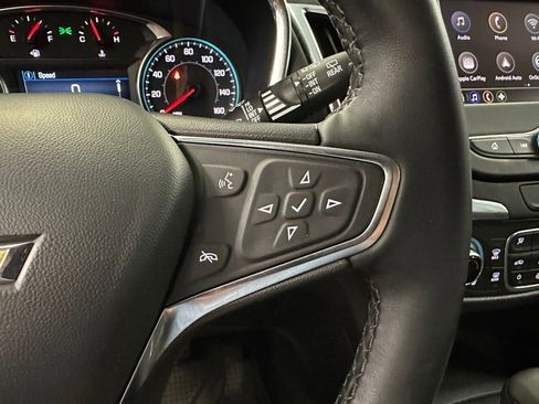 Certified 2024 Chevrolet Equinox LT w/ LPO, Floor Liner Package image 9