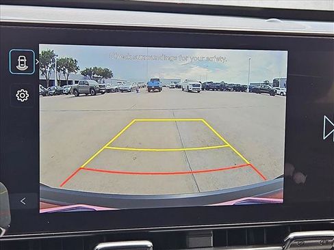 Used 2024 Hyundai Kona SEL FWD image 13