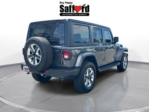 Used 2022 Jeep Wrangler Unlimited Sahara w/ Cold Weather Group AWD/4WD image 8