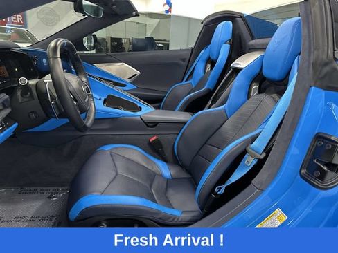 Used 2021 Chevrolet Corvette Stingray Premium Conv w/ Z51 Performance Package RWD image 29