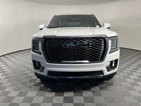 Used 2024 GMC Yukon Denali Ultimate AWD/4WD image 16