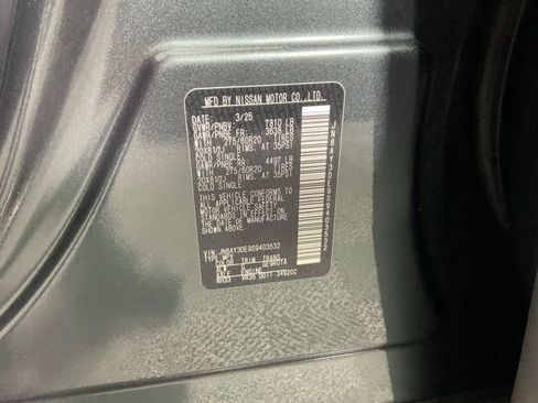 Used 2025 Nissan Armada PRO-4X w/ Pro-4X Premium Package image 28