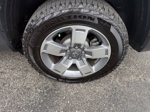 Used 2025 Honda Ridgeline RTL image 9