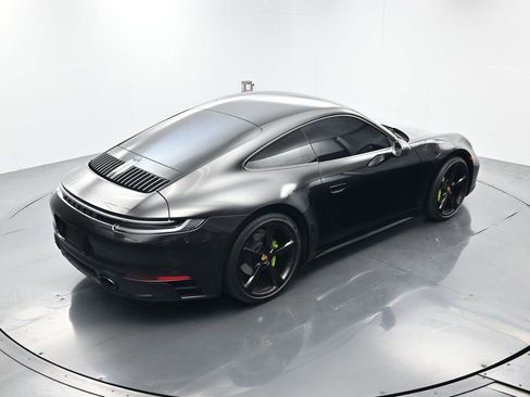 Certified 2024 Porsche 911 Carrera T RWD image 39
