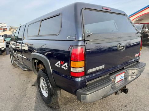 Used 2005 GMC Sierra 2500 SLE w/ Skid Plate Package image 3