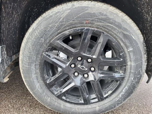 Used 2026 Chevrolet Silverado 1500 RST w/ Convenience Package II image 14