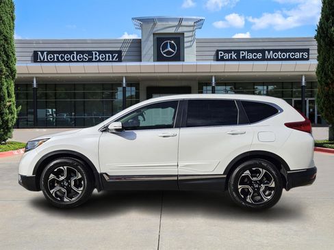 Used 2019 Honda CR-V Touring image 3