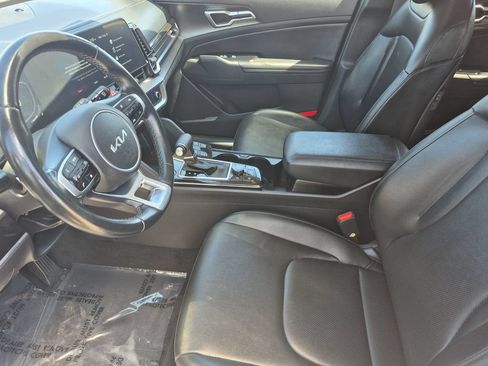 Used 2024 Kia Sportage EX AWD/4WD image 11