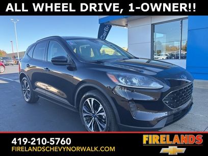 Used 2022 Ford Escape SE w/ SE Sport Appearance Package