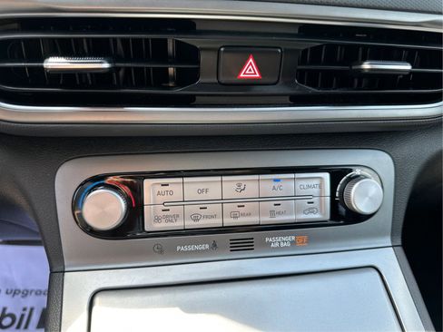Certified 2022 Hyundai Kona SEL w/ Convenience Package FWD image 28