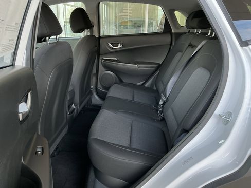 Used 2023 Hyundai Kona SEL w/ Convenience Package image 18