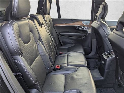 Used 2016 Volvo XC90 T8 Inscription AWD/4WD image 23