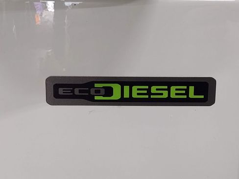 Used 2020 Jeep Wrangler Unlimited Sahara image 19